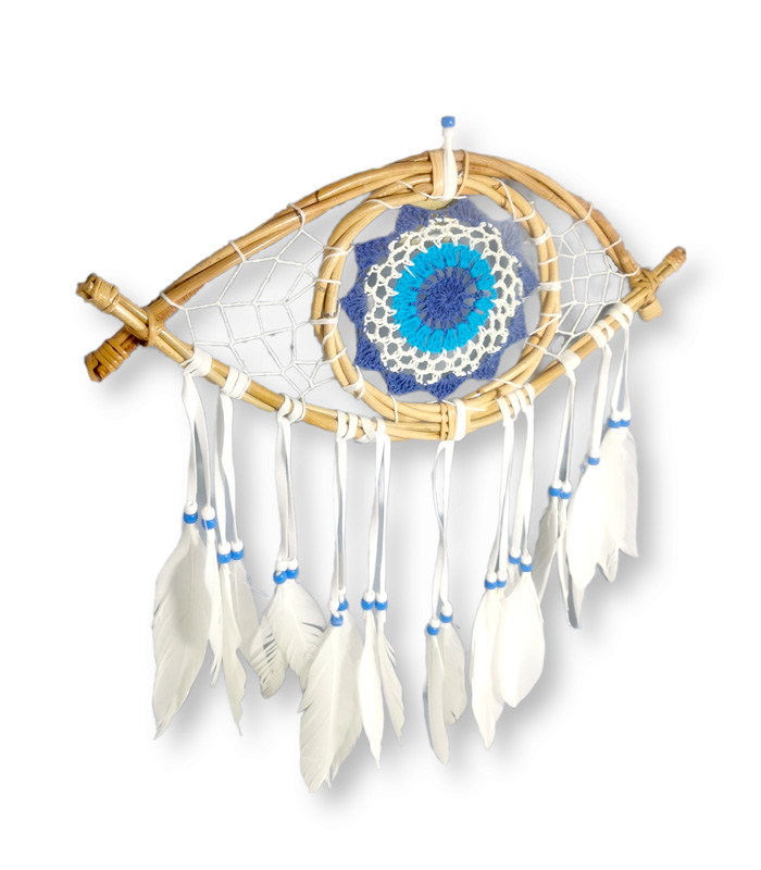 Ονειροπαγίδα κεντημένη σε καλάμι, με φτερά και evil eye